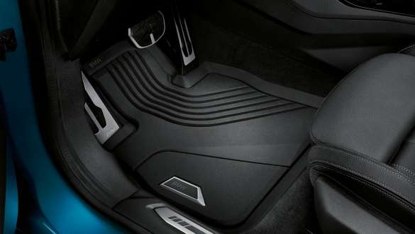 BMW all-weather floor mats front BMW 2 Series Gran Coupé BMW all-weather floor mats front BMW 2 Series Gran Coupé Snapper Rocks Blue metallic F44 interior