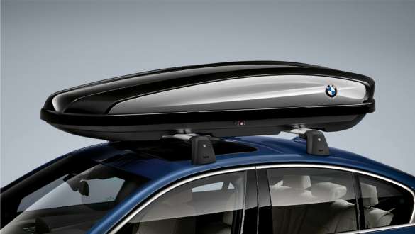 Accessories BMW 5 Series Sedan G30 BMW 5 Series Sedan G30 with BMW roof box 520