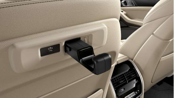 BMW universal hook black, Travel & Comfort BMW X5 G05 2018 BMW universal hook black, Travel & Comfort BMW X5 G05 2018 interior