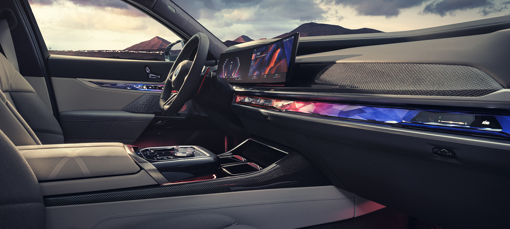 Interior BMW M760e xDrive Sedan G70 Interior BMW M760e xDrive Sedan G70 Side view from front passenger