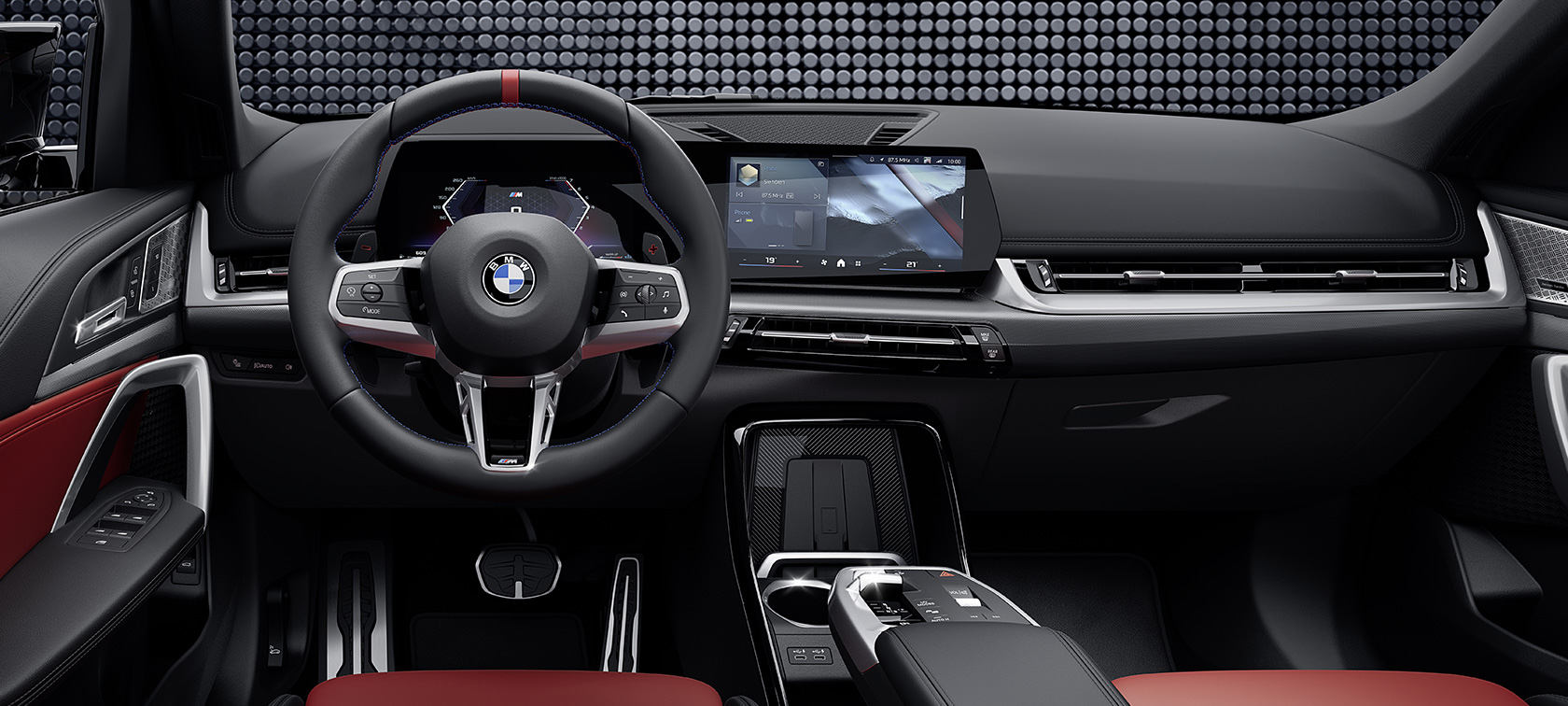 BMW X1 M35i xDrive Interior steering wheel and display BMW X1 M35i xDrive Detail interior steering wheel and display