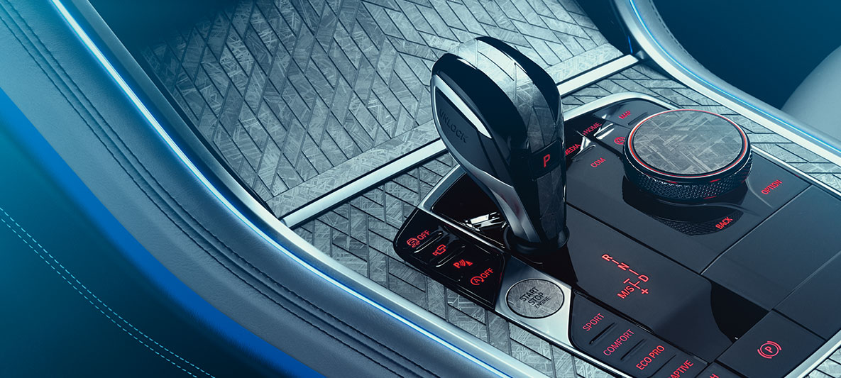 BMW Individual M850i NIGHT SKY, center console The center console of the BMW Individual M850i NIGHT SKY in mosaic design